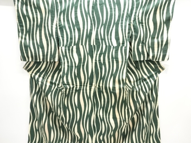 Japanese Kimono / Zugawari Silk